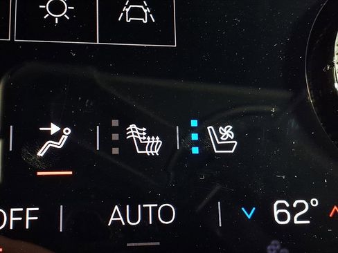 New 2026 GMC Acadia AT4 w/ Luxury Package image 17