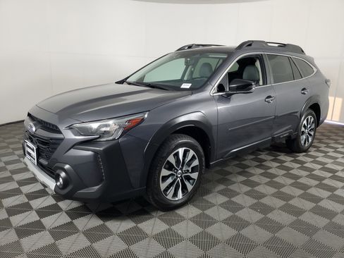 Used 2024 Subaru Outback Limited image 8