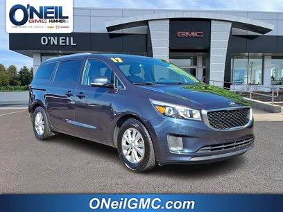 Used 2017 Kia Sedona LX w/ LX Essentials Premium Package