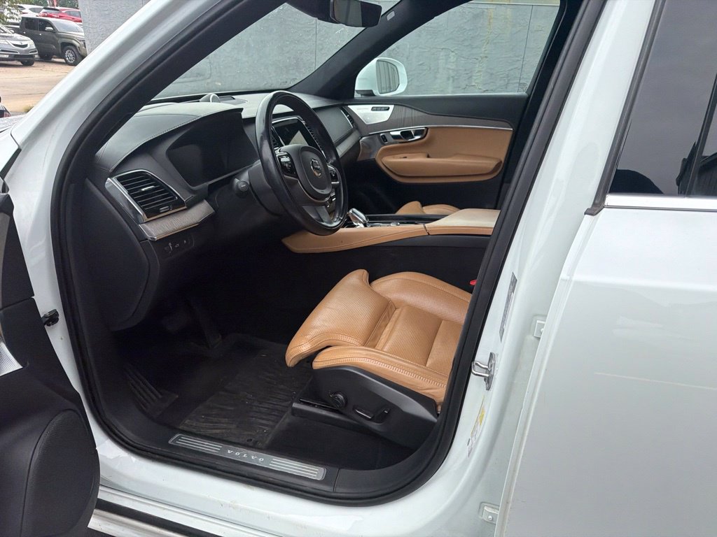 Used 2020 Volvo XC90 T8 Inscription AWD/4WD image 7