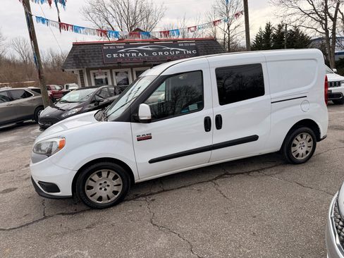 Used 2017 RAM ProMaster City Tradesman SLT w/ Rear Back-up Camera Group image 3
