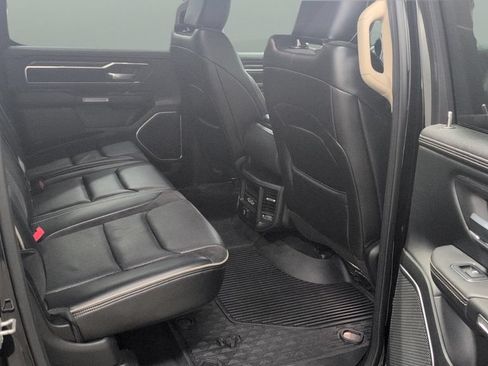Used 2019 RAM 1500 Laramie AWD/4WD image 24
