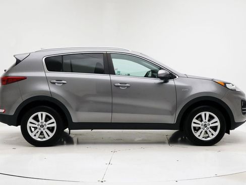 Used 2018 Kia Sportage LX w/ LX Popular Package AWD/4WD image 3