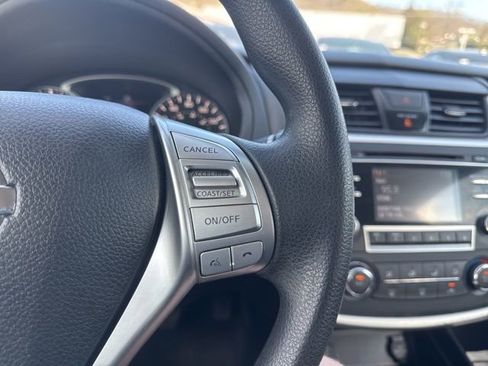 Used 2017 Nissan Altima 2.5 S w/ Power Driver Seat Package image 21