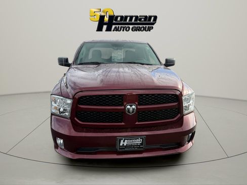 Used 2018 RAM 1500 Express w/ Express Value Package AWD/4WD image 8