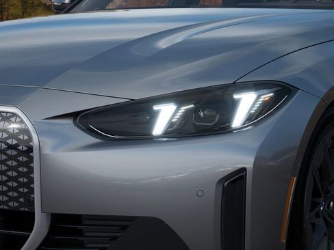 New 2026 BMW i4 eDrive40 image 33