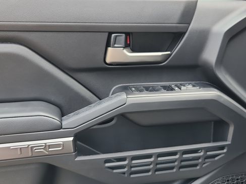 New 2026 Toyota Tacoma TRD Off-Road AWD/4WD image 6
