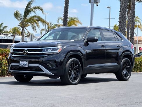 Used 2023 Volkswagen Atlas Cross Sport SE w/ Panoramic Sunroof Package FWD image 8
