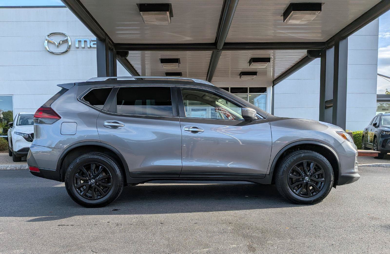 Used 2020 Nissan Rogue SV AWD/4WD image 5
