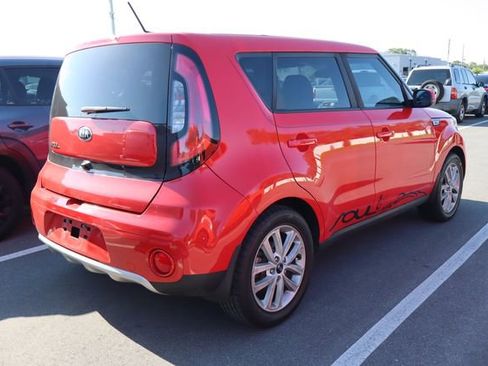 Used 2017 Kia Soul + FWD image 2
