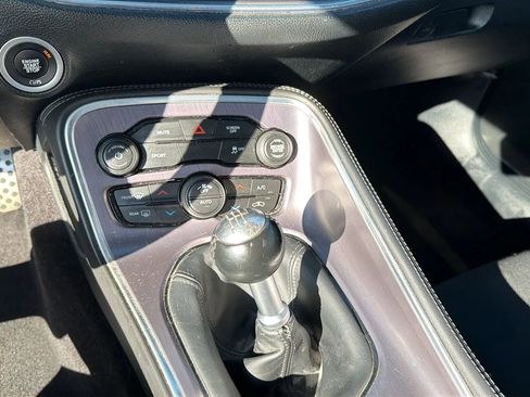Used 2018 Dodge Challenger R/T w/ Blacktop Package RWD image 63