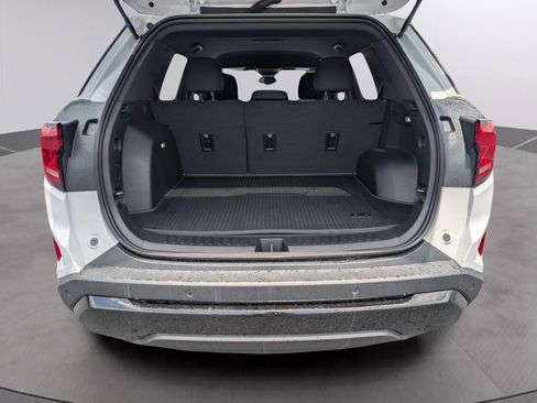 New 2026 GMC Terrain Elevation w/ Black Edition FWD image 11