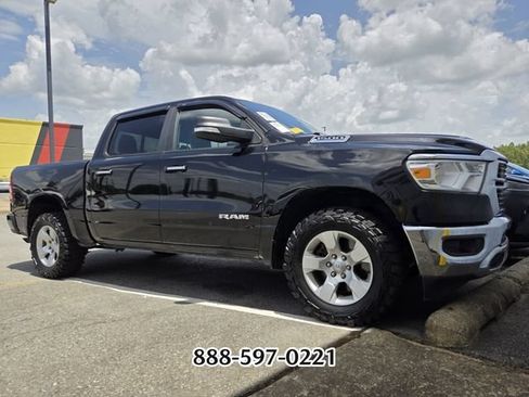 Used 2019 RAM 1500 Big Horn AWD/4WD image 12