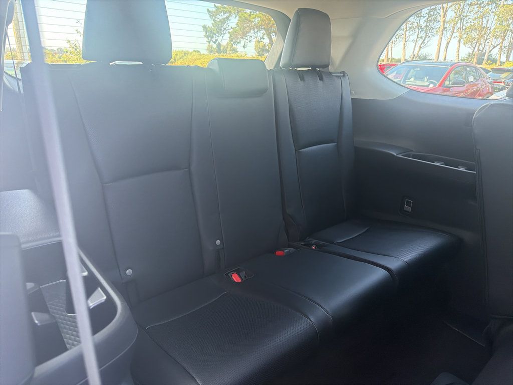 New 2026 Toyota Grand Highlander XLE FWD image 24