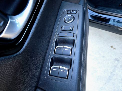 Used 2024 Honda CR-V EX-L image 30