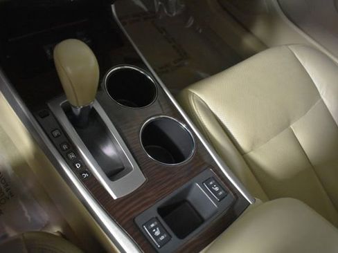 Used 2014 Nissan Altima 3.5 SL w/ Technology Package image 25