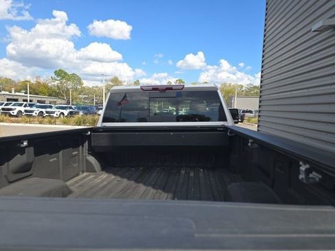 Used 2025 Chevrolet Silverado 3500 High Country w/ Technology Package image 7