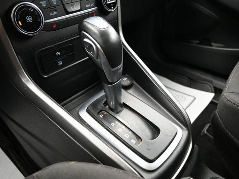 Used 2019 Ford EcoSport SE w/ SE Convenience Package FWD image 21
