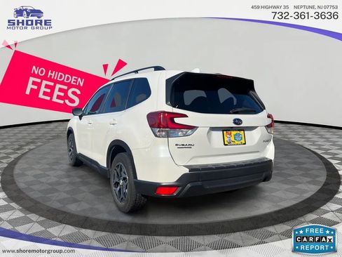 Used 2020 Subaru Forester Premium image 5