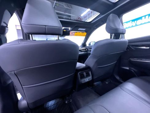 Used 2023 Toyota Crown XLE image 38