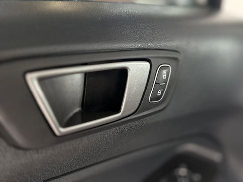 Used 2020 Ford EcoSport SE image 24