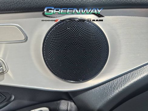 Used 2020 Mercedes-Benz GLC 300 4MATIC image 15