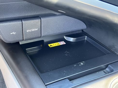 Used 2023 Toyota Camry XSE FWD image 35