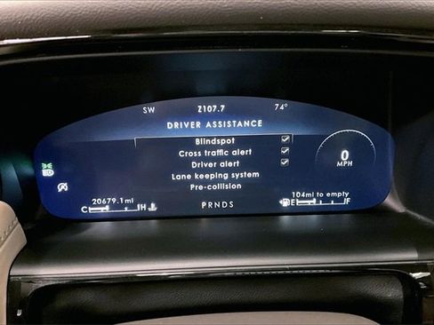 Used 2022 Lincoln Nautilus Reserve w/ Monochromatic Package image 34