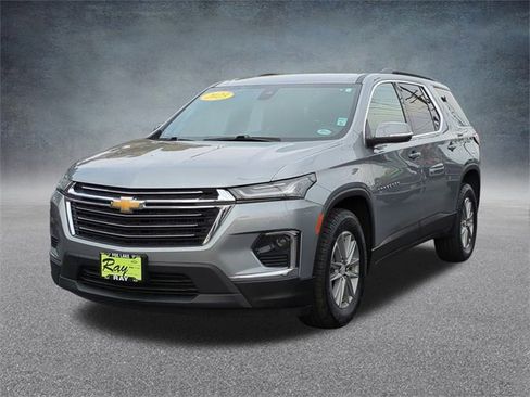 Certified 2023 Chevrolet Traverse LT image 5