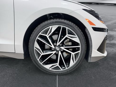 Used 2023 Hyundai Ioniq 6 SEL AWD/4WD image 35