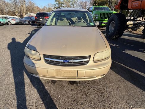 Used 2001 Chevrolet Malibu V6 w/ Preferred Equipment Group 1 image 5