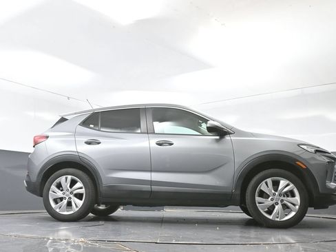 Used 2025 Buick Encore GX Preferred AWD/4WD image 46