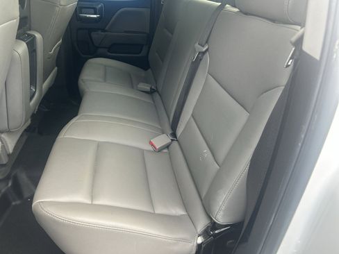 Used 2018 Chevrolet Silverado 2500 W/T w/ WT Convenience Package AWD/4WD image 17