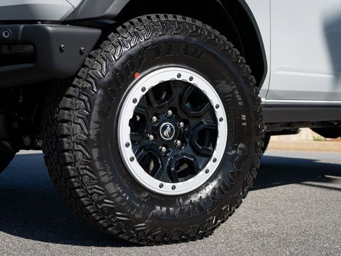 New 2026 Ford Bronco Badlands AWD/4WD image 7