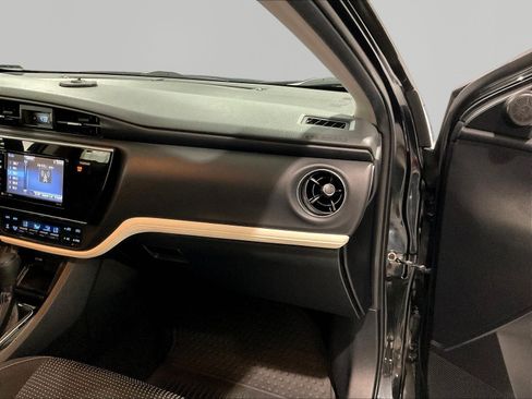 Used 2017 Toyota Corolla iM w/ All-Weather Mat Package FWD image 25