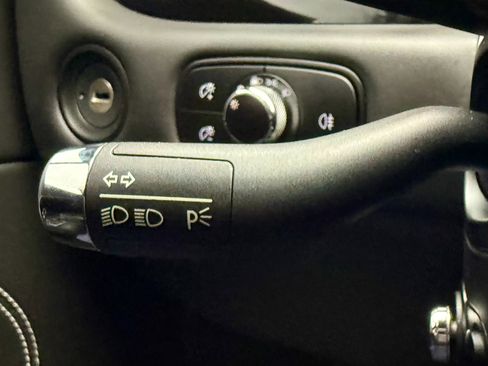 Used 2017 Bentley Continental GT image 31