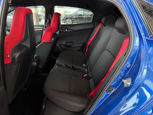 Used 2019 Honda Civic Type R image 16