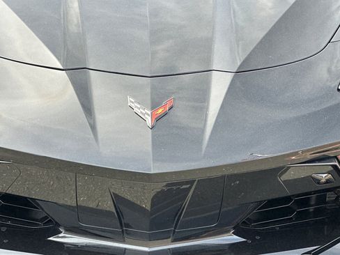 Used 2022 Chevrolet Corvette Stingray Premium Conv w/ Z51 Performance Package RWD image 42