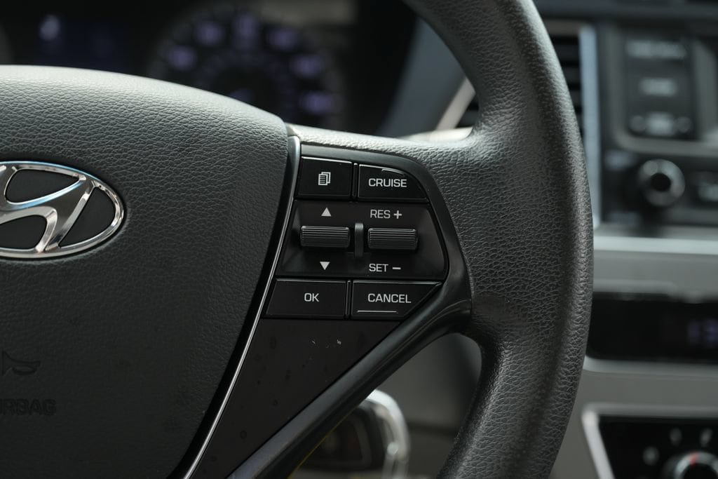 Used 2017 Hyundai Sonata SE FWD image 42