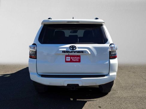 Certified 2024 Toyota 4Runner SR5 Premium w/ Moonroof Package AWD/4WD image 5
