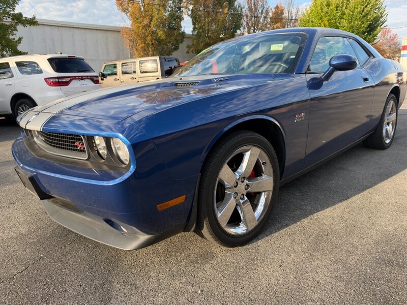 Used 2010 Dodge Challenger R/T RWD image 7
