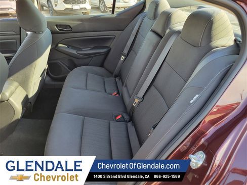 Used 2024 Nissan Altima 2.5 SV image 16