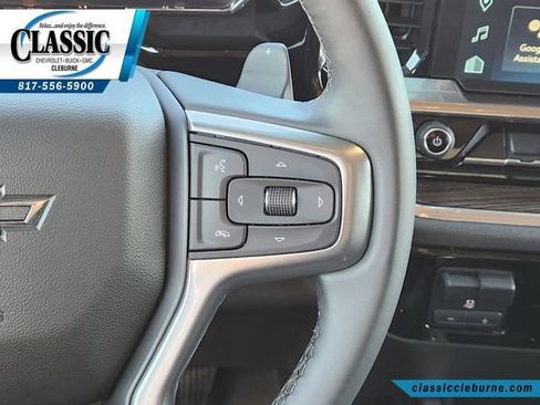 Used 2025 Chevrolet Silverado 1500 LT Trail Boss w/ Convenience Package II image 32