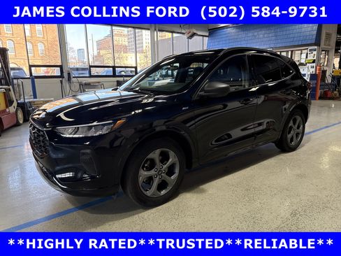 Certified 2023 Ford Escape ST-Line w/ Tech Pack #1 AWD/4WD image 8