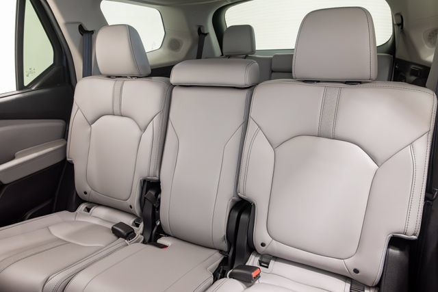 Used 2025 Honda Pilot Touring image 26