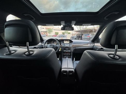 Used 2014 Mercedes-Benz E 350 4MATIC Sedan w/ Premium 1 Package image 31