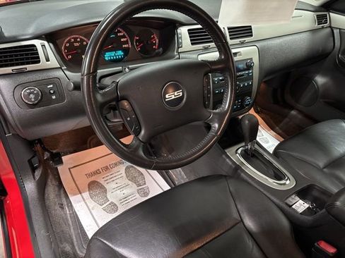 Used 2008 Chevrolet Impala SS w/ Convenience Package image 18