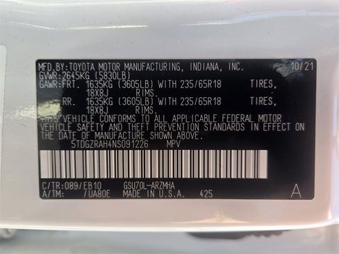 Used 2022 Toyota Highlander XLE image 33