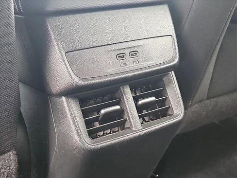 Used 2025 Chevrolet Equinox LT image 14