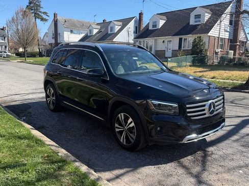 Used 2024 Mercedes-Benz GLB 250 image 4